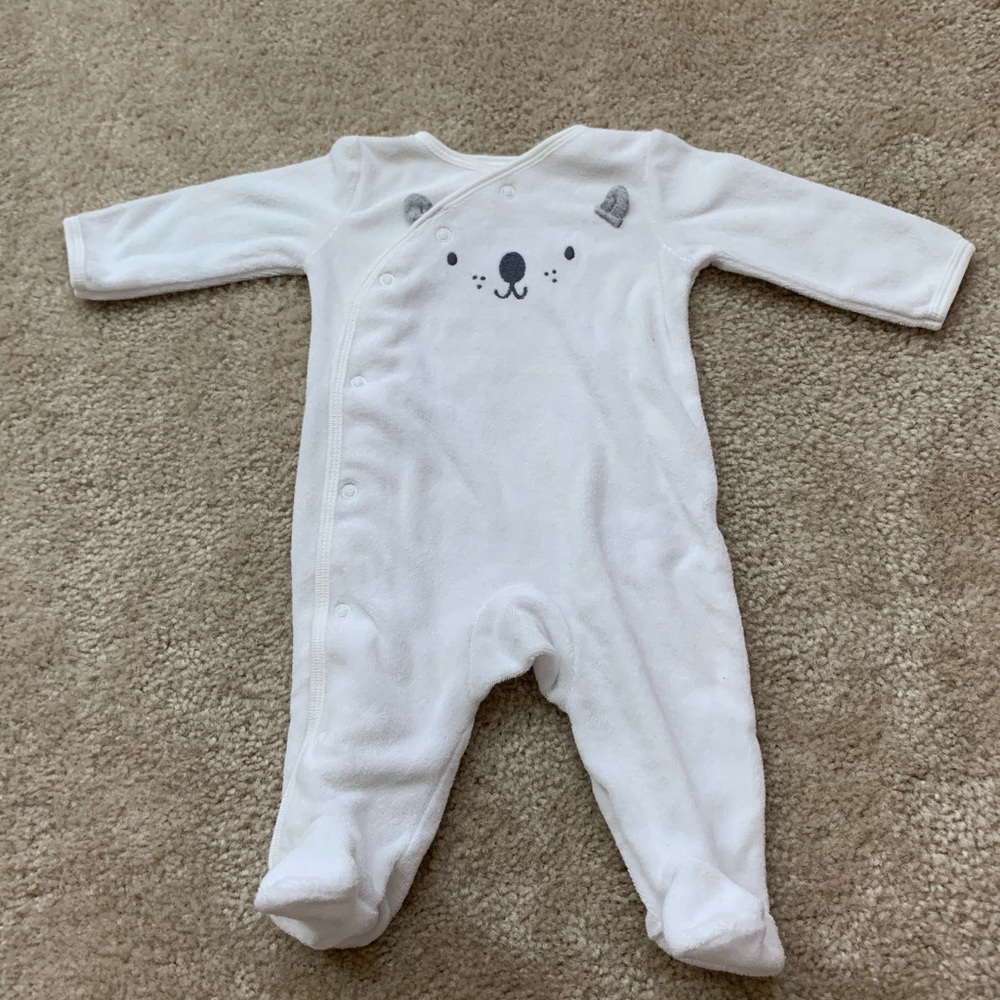 Baby clothes